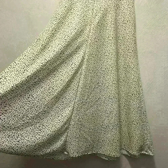 ALTAR’D STATE- Off White Black Polka Dot Skirt. Size- M - Picture 4 of 5